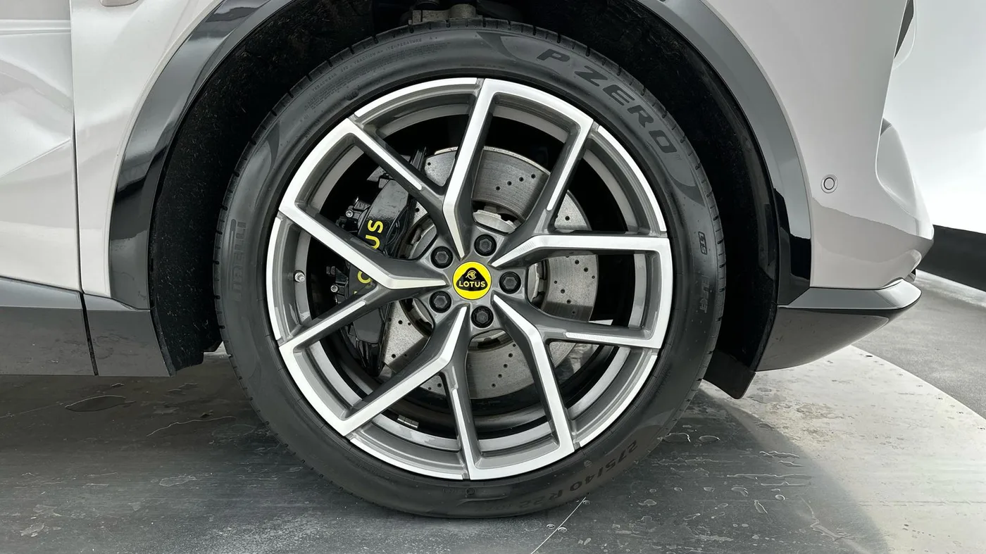 2025 Lotus Eletre S offered by a franchised dealer group in Hatfield, United Kingdom, photo 9 of 25