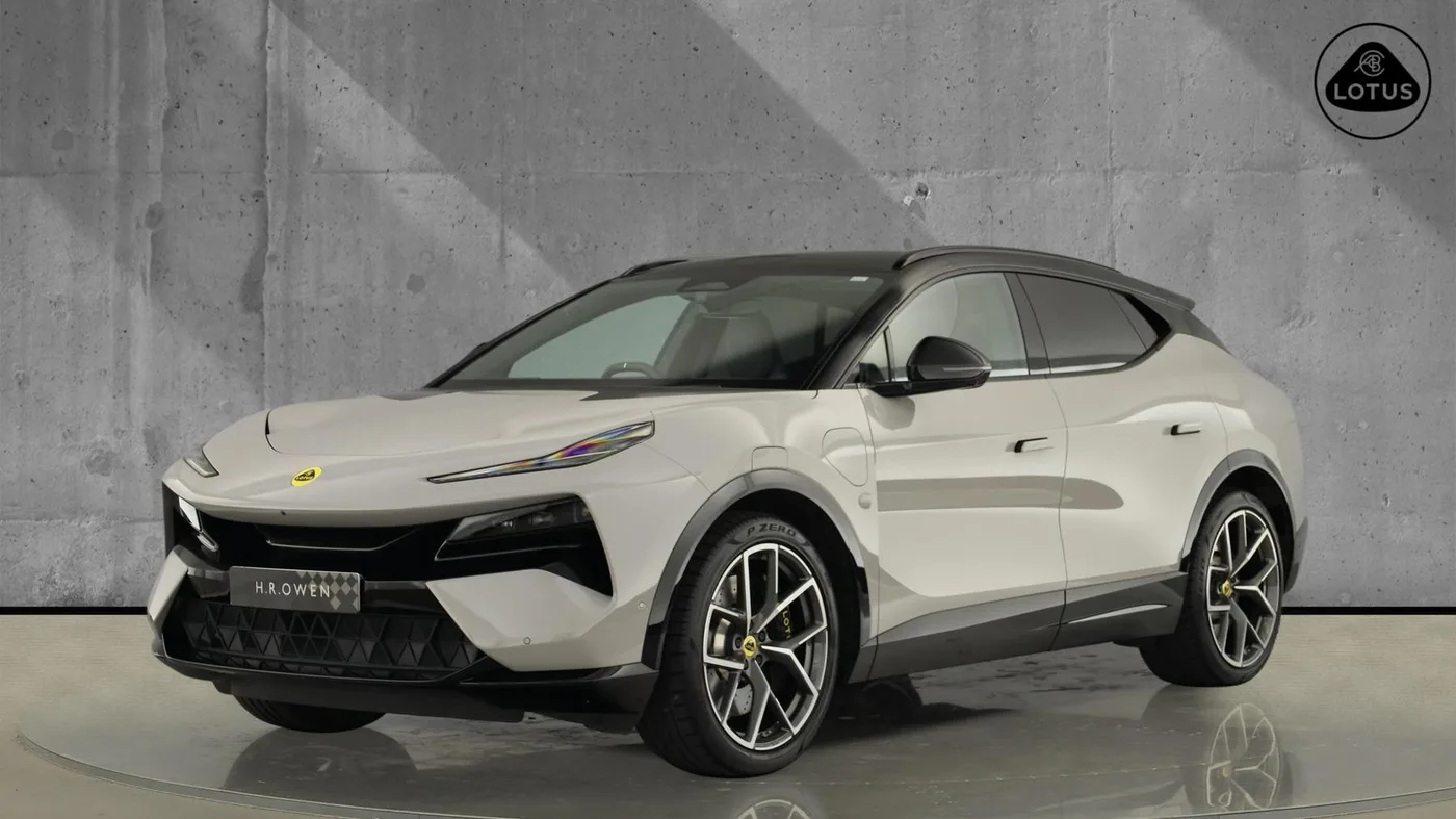 2025 Lotus Eletre S offered by a franchised dealer group in Hatfield, United Kingdom, photo 21 of 25
