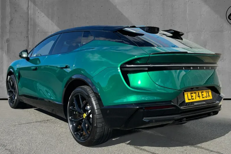 2025 Lotus Eletre S, 3/30