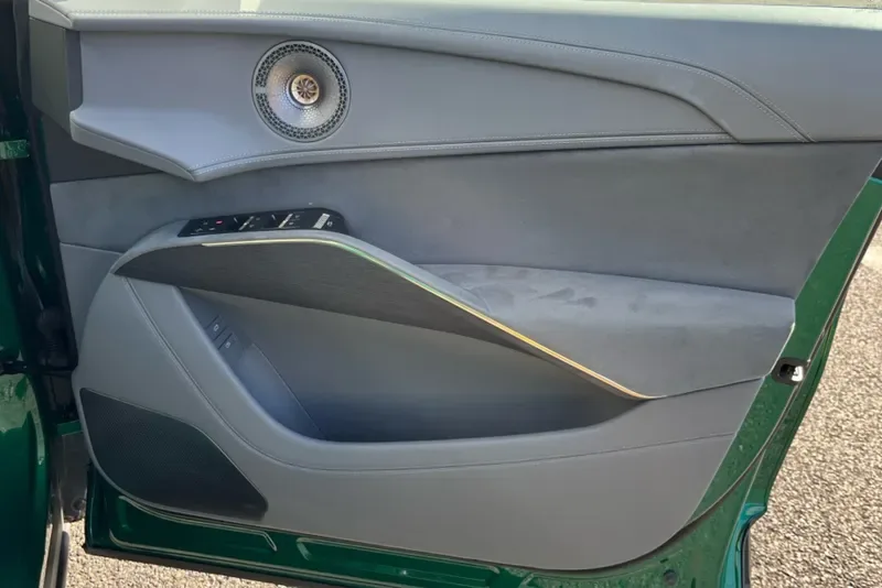 2025 Lotus Eletre S, 25/30