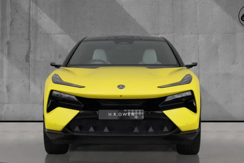 2025 Lotus Eletre S, 2/30