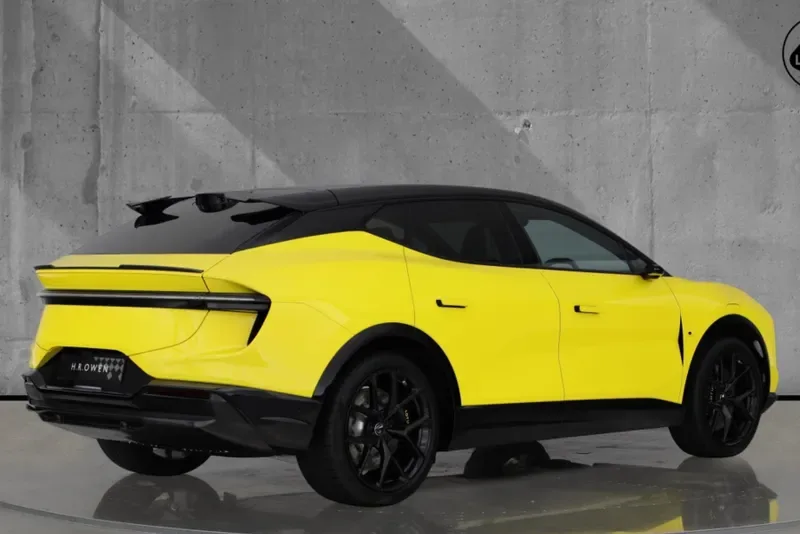 2025 Lotus Eletre S, 4/30