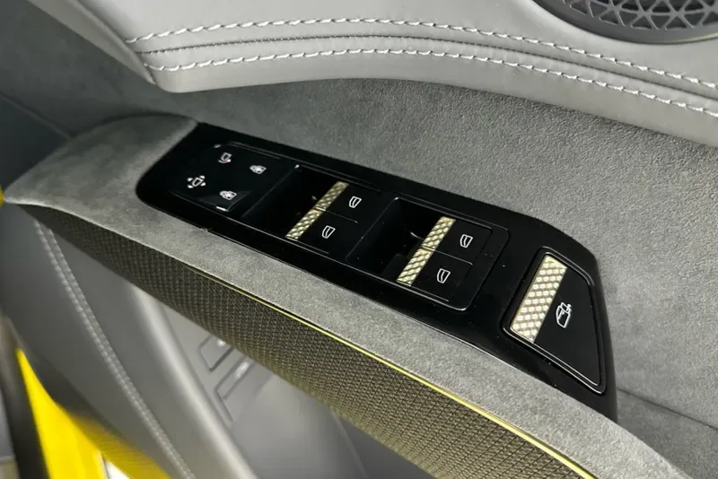2025 Lotus Eletre S, 22/30