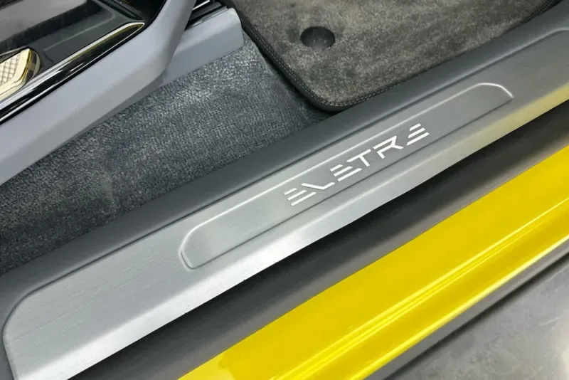 2025 Lotus Eletre S, 24/30