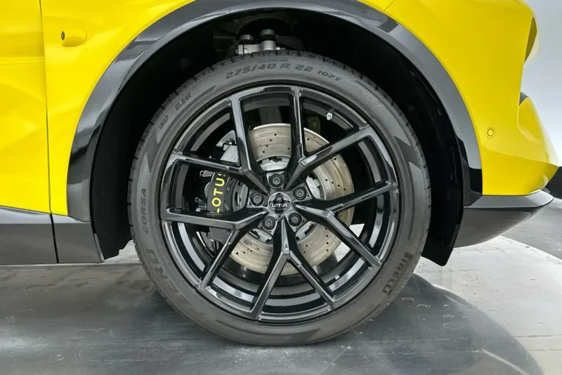 2025 Lotus Eletre S, 25/30