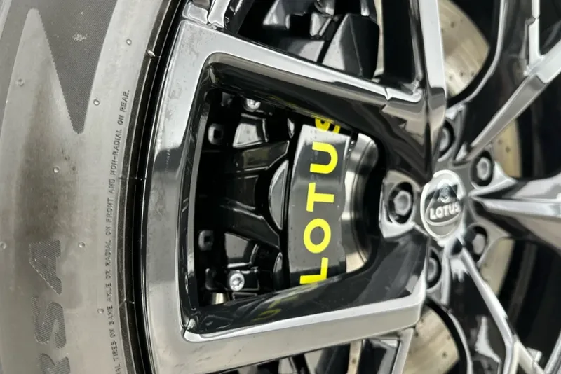 2025 Lotus Eletre S, 28/30