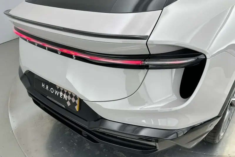2025 Lotus Eletre S, 26/30