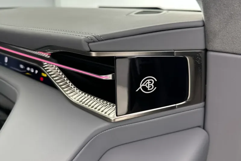 2025 Lotus Eletre S, 28/30