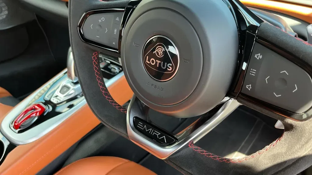 2025 Lotus Emira First Edition, 25/30