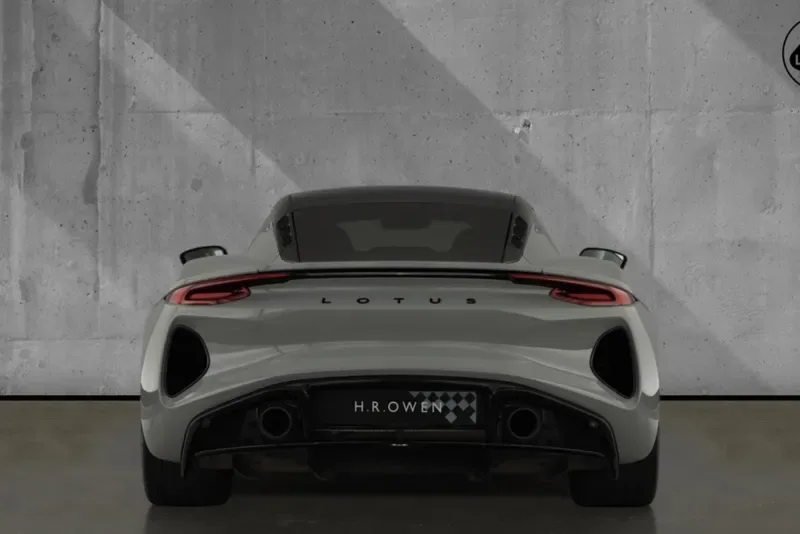 2025 Lotus Emira Turbo SE, 8/30