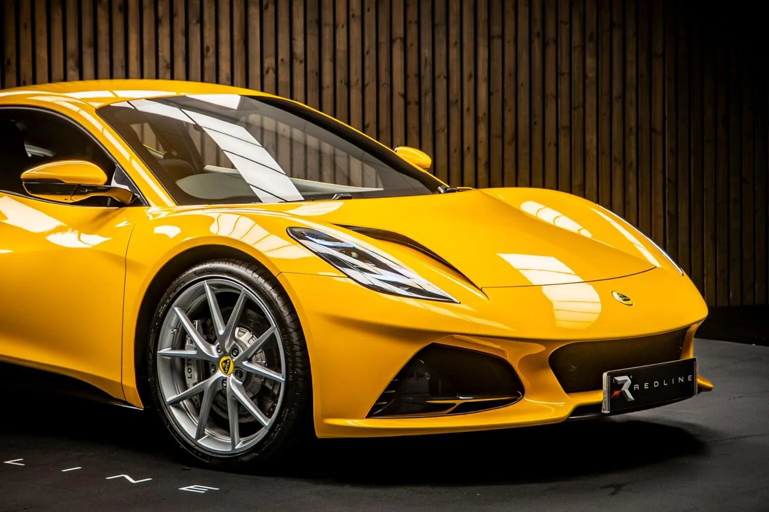 2025 Lotus Emira V6 First Edition, 9/30