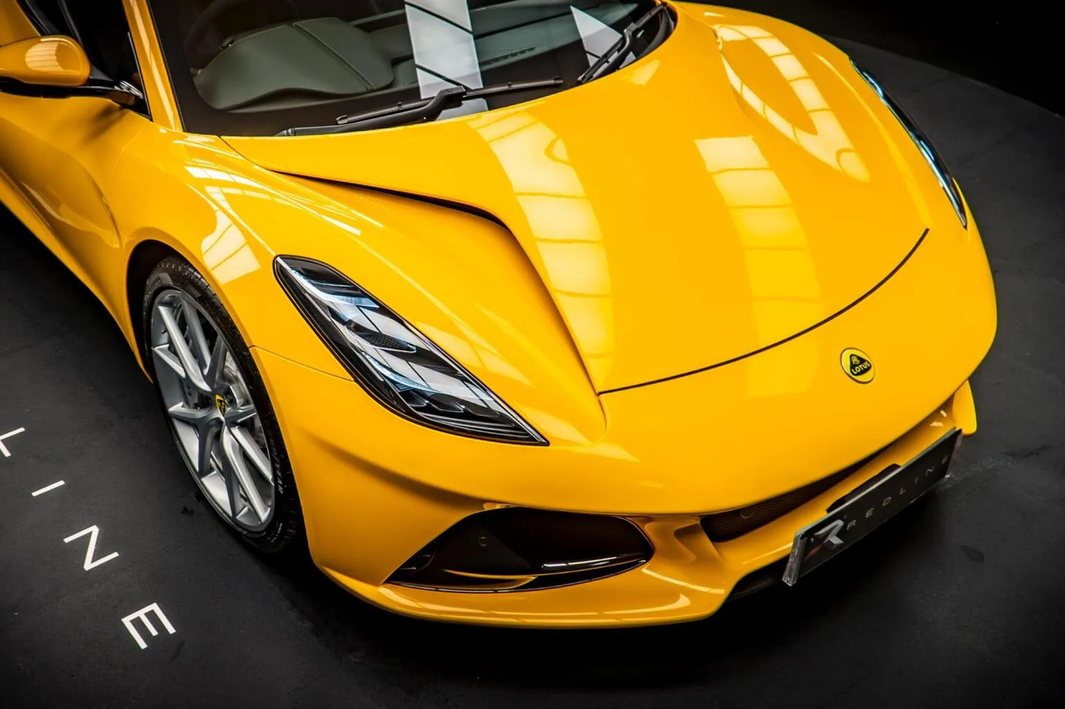 2025 Lotus Emira V6 First Edition, 10/30