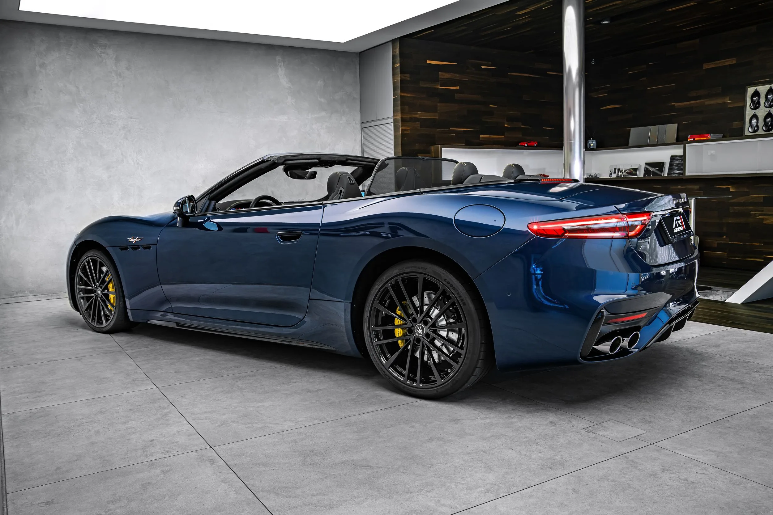 2025 Maserati GranCabrio Trofeo, 8/30