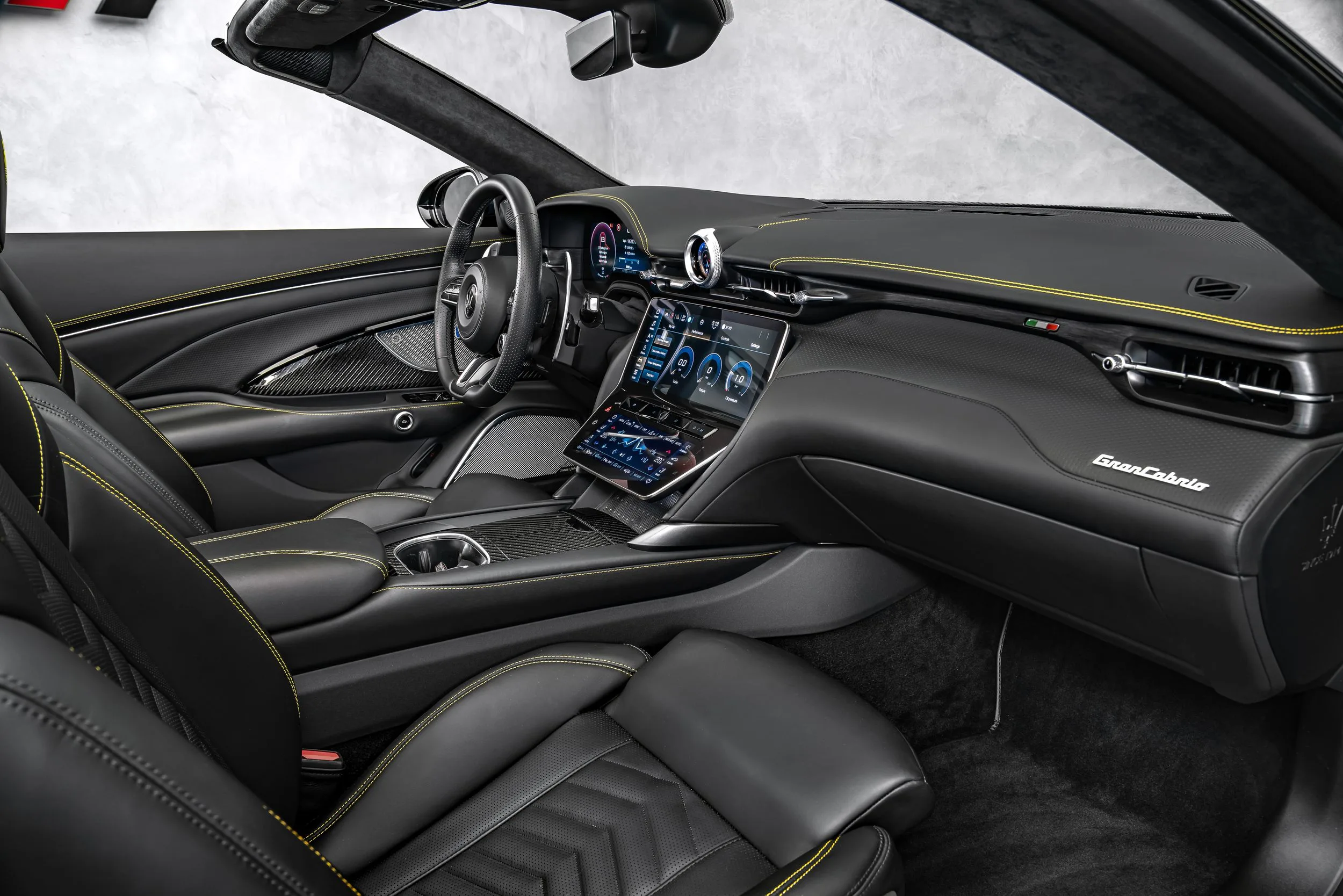 2025 Maserati GranCabrio Trofeo, 19/30