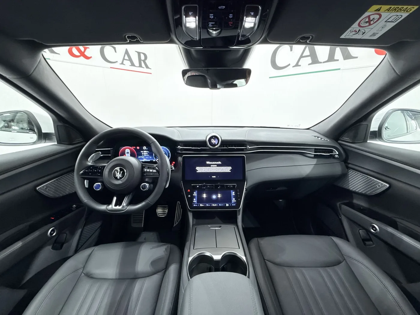 2025 Maserati Grecale GT proposée par un spécialiste de la supercar à Zibido San Giacomo, Italie, photo 13 sur 20