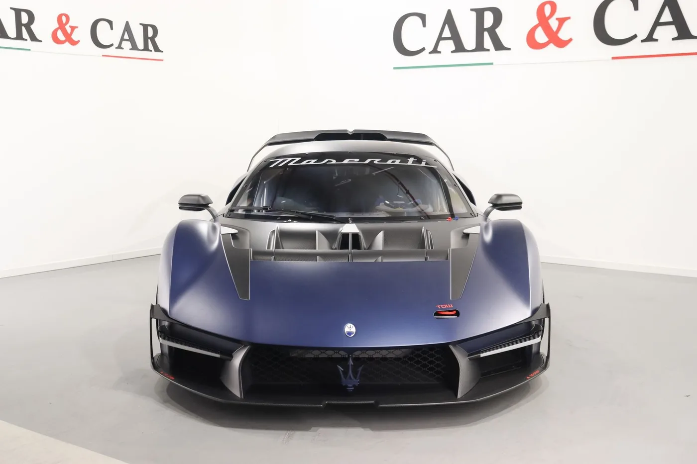 2025 Maserati MCXtrema offered by a supercar dealer in Zibido San Giacomo, Italy, photo 18 of 18