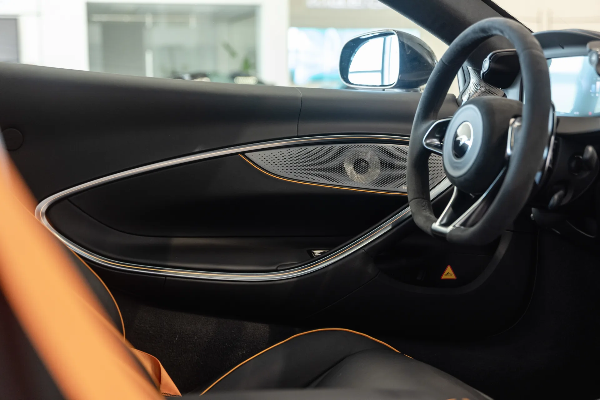 2025 McLaren Artura, 12/22