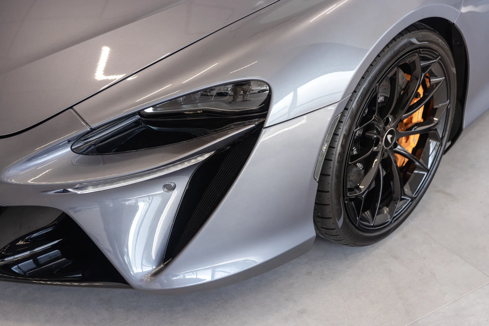 2025 McLaren Artura, 15/22
