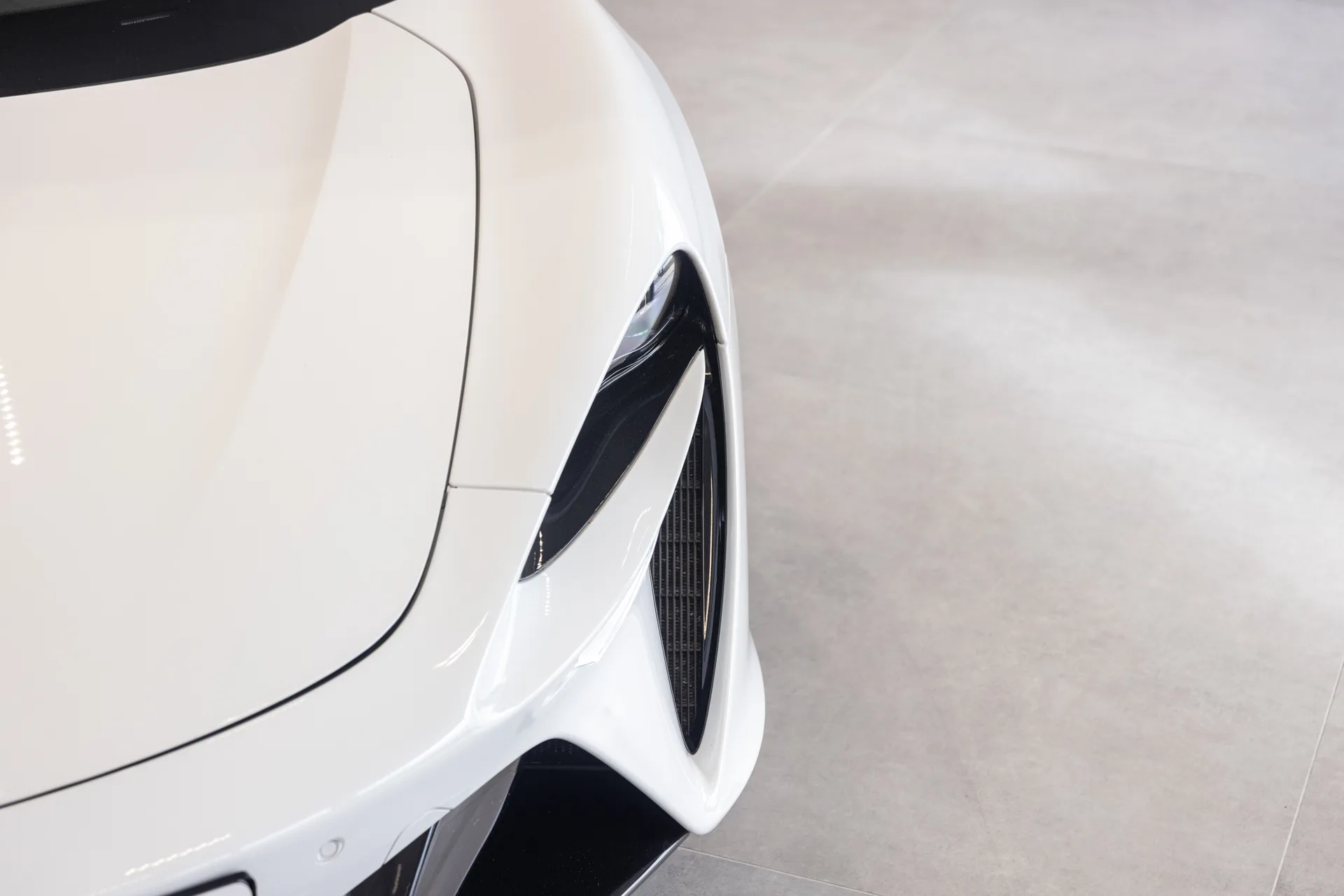 2025 McLaren Artura, 21/23