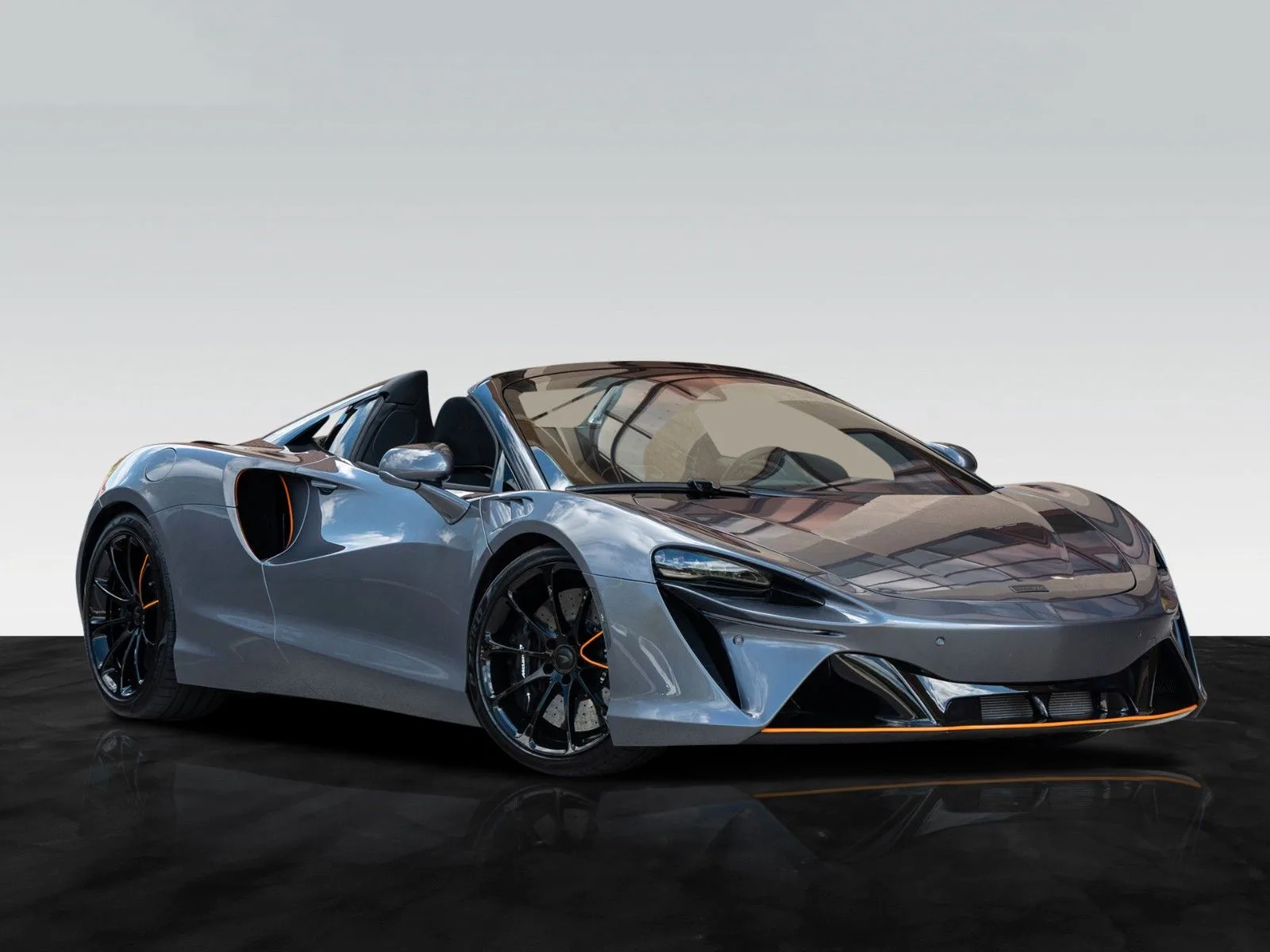 2025 McLaren Artura Spider proposée par un concessionnaire agréé à Munich, Allemagne, photo principale