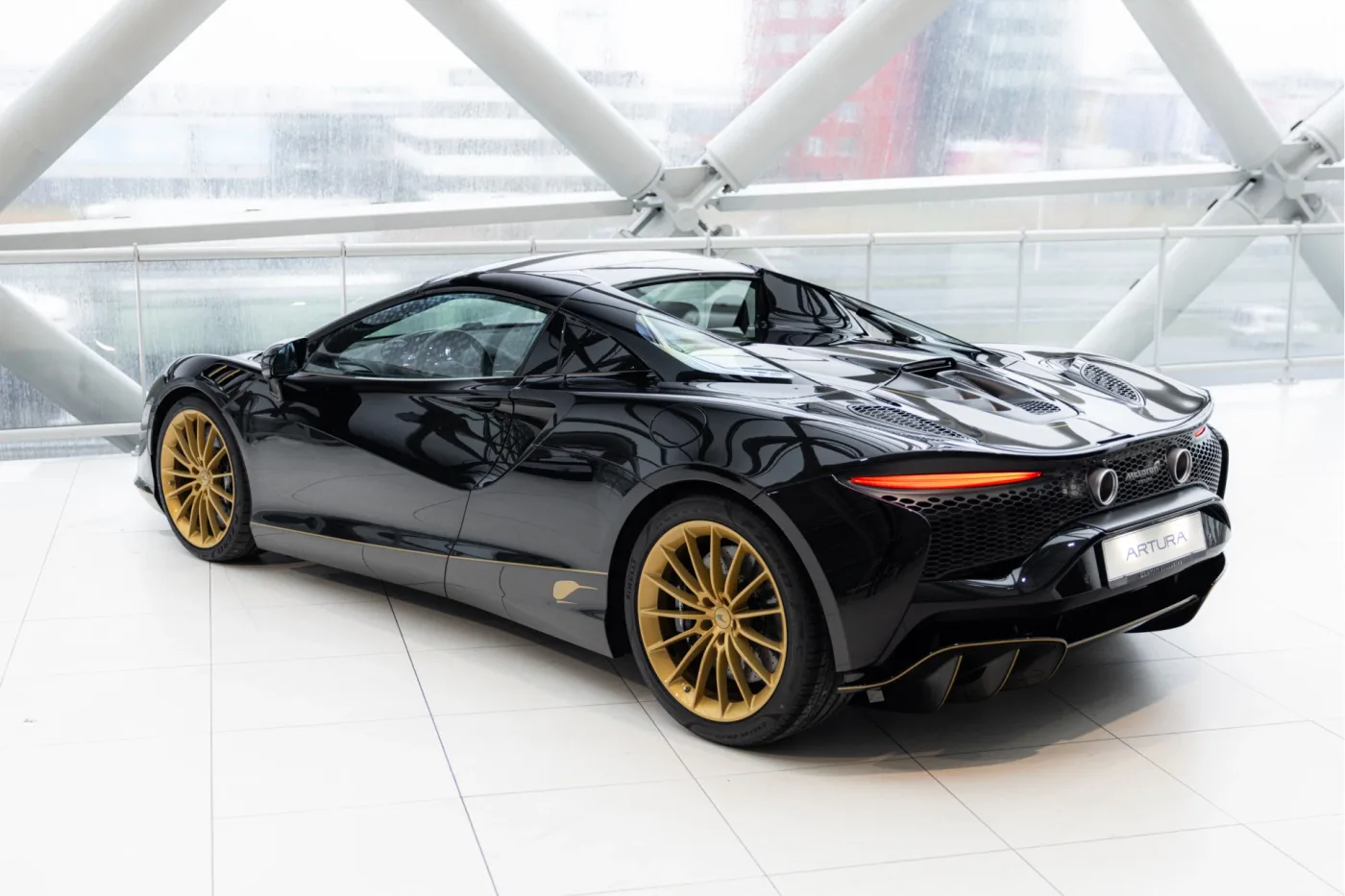 2025 McLaren Artura Spider offered by an official McLaren and Morgan dealer in Utrecht, Netherlands, photo 7 of 25