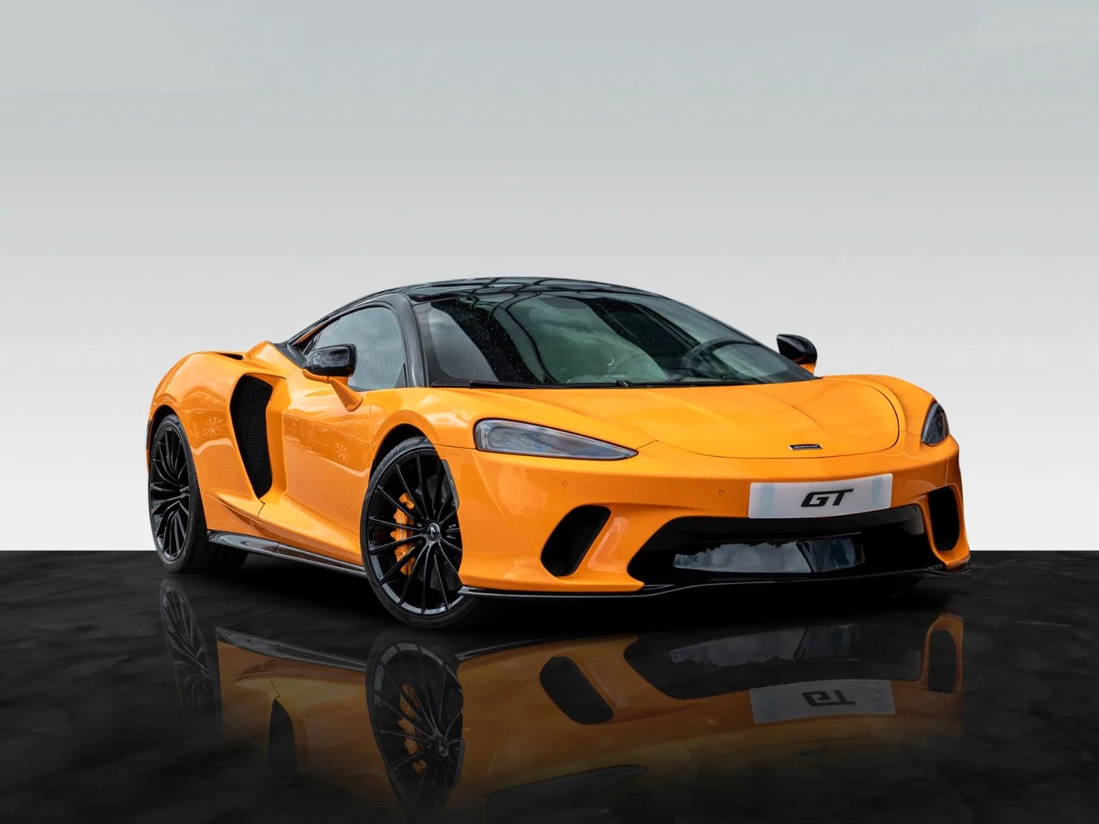 2025 McLaren GT, 2/26