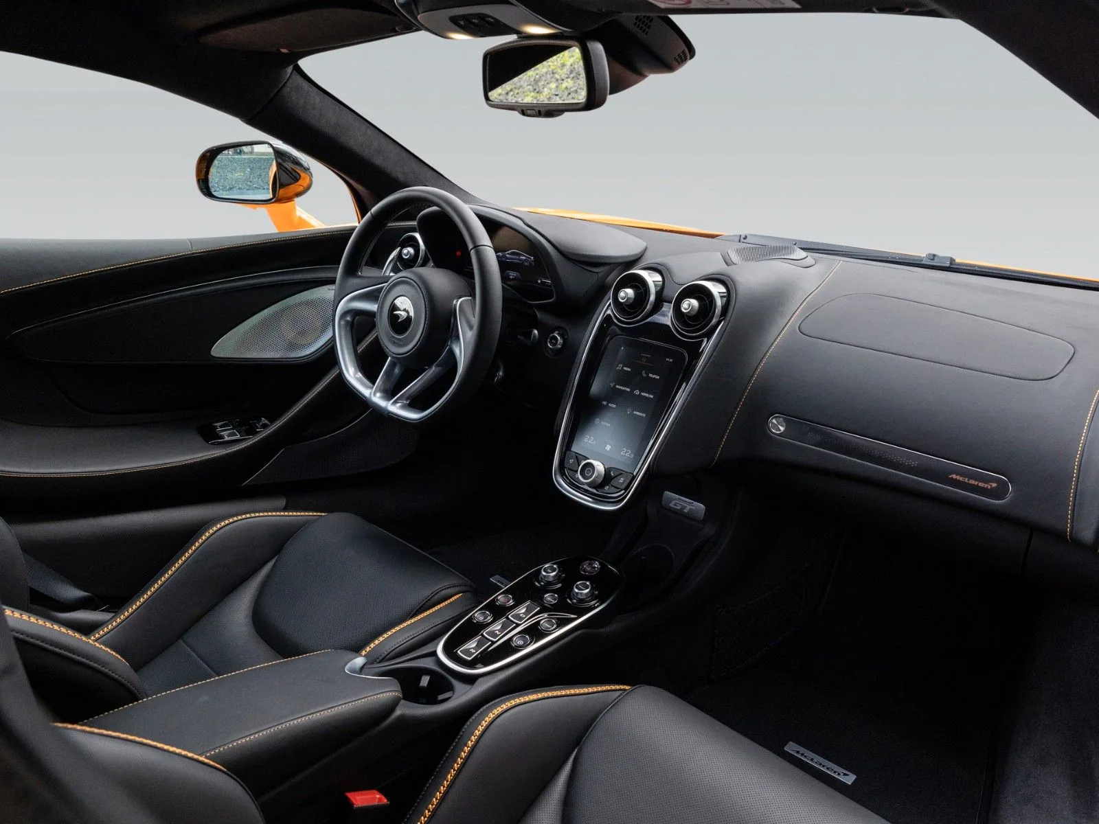 2025 McLaren GT, 5/26