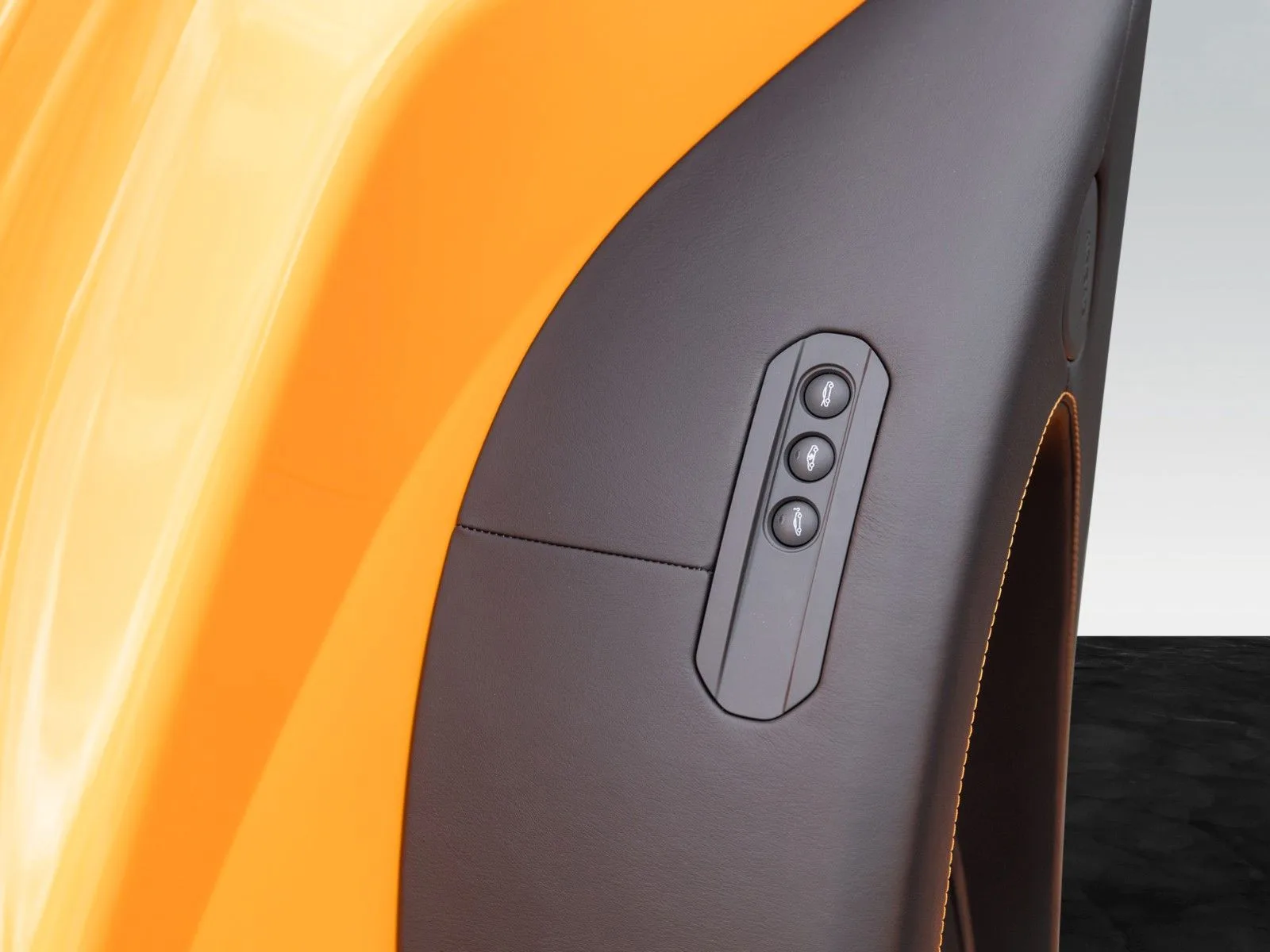 2025 McLaren GT, 22/26