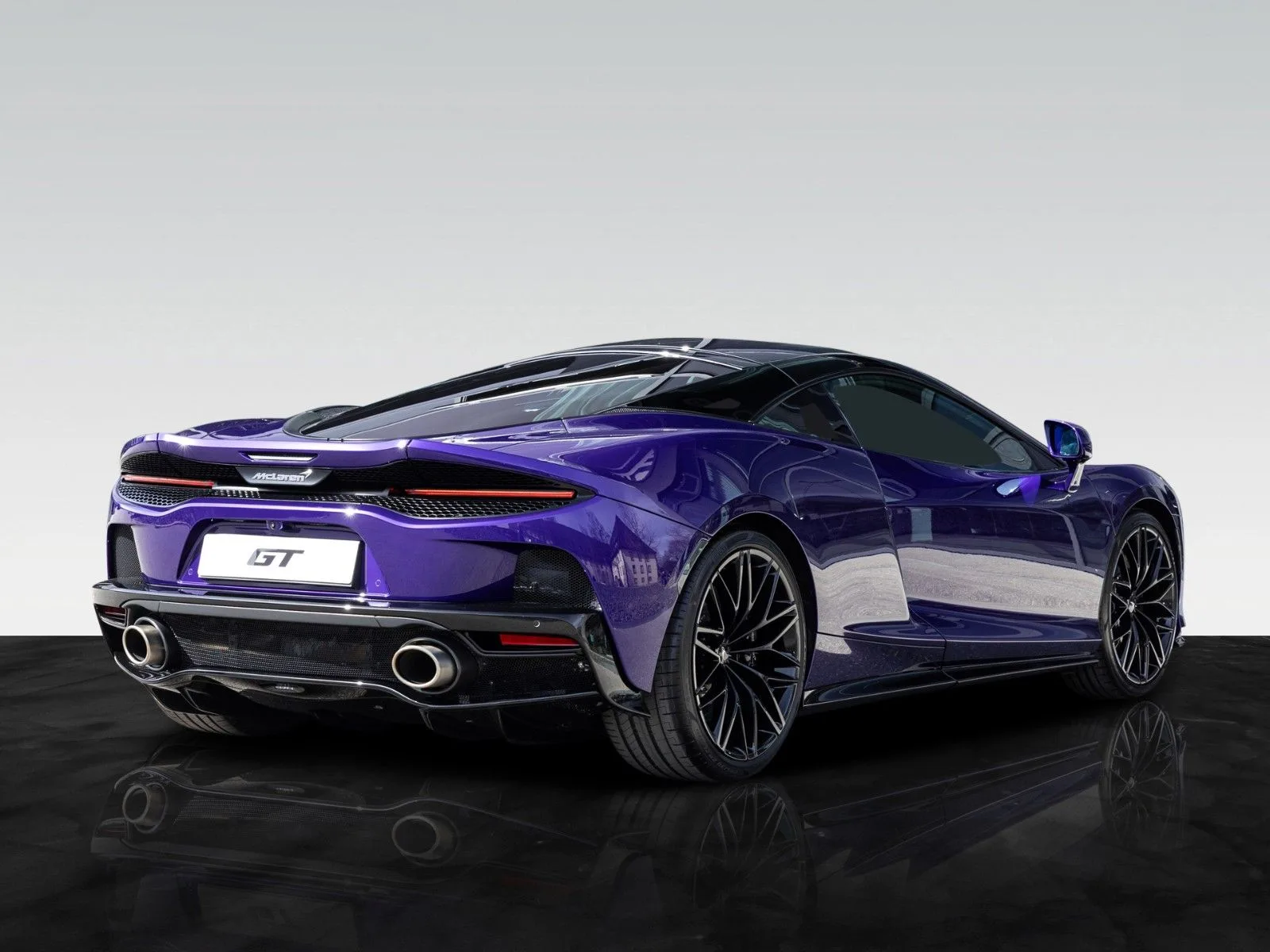 2025 McLaren GT, 2/30