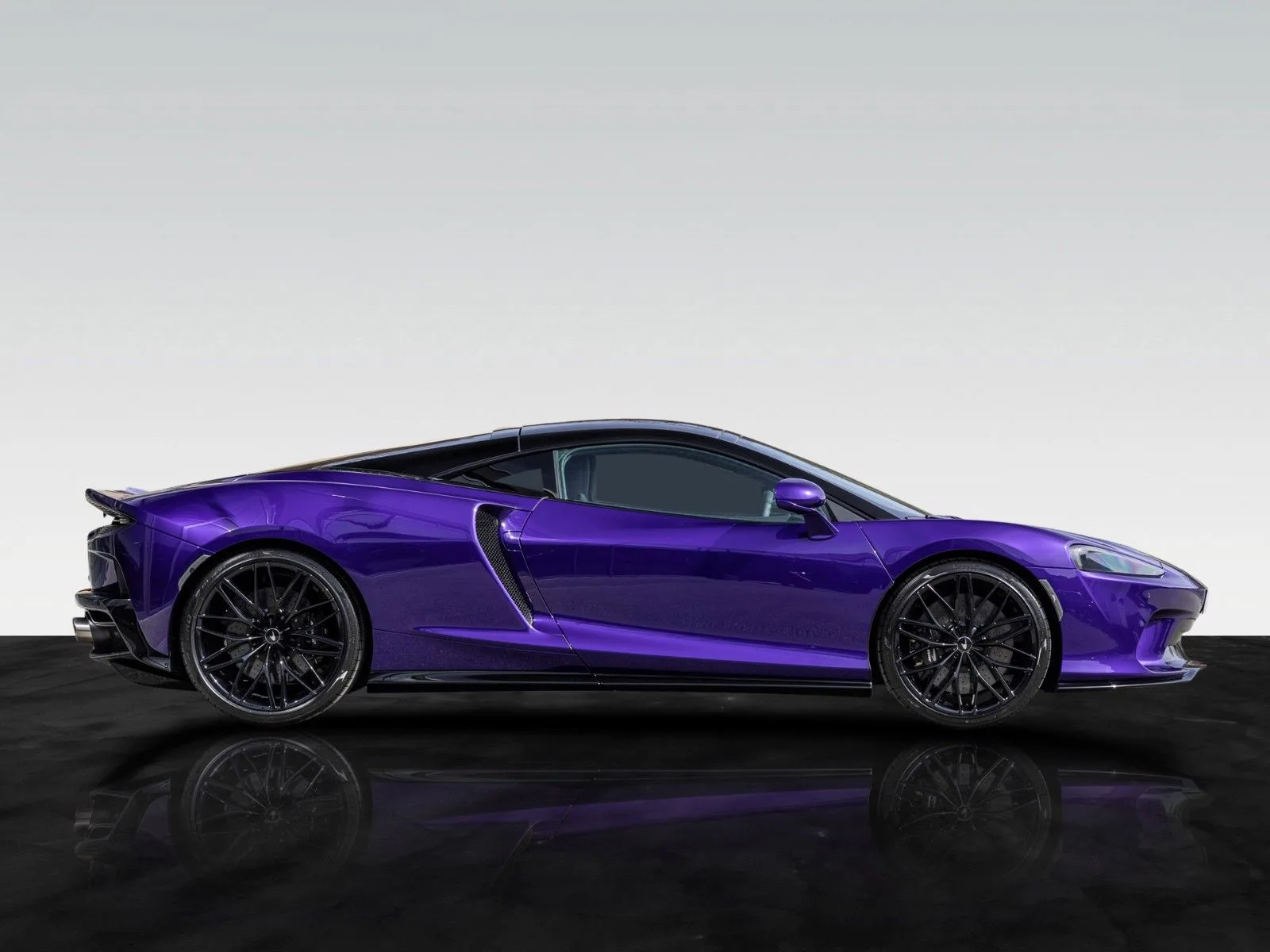 2025 McLaren GT, 6/30