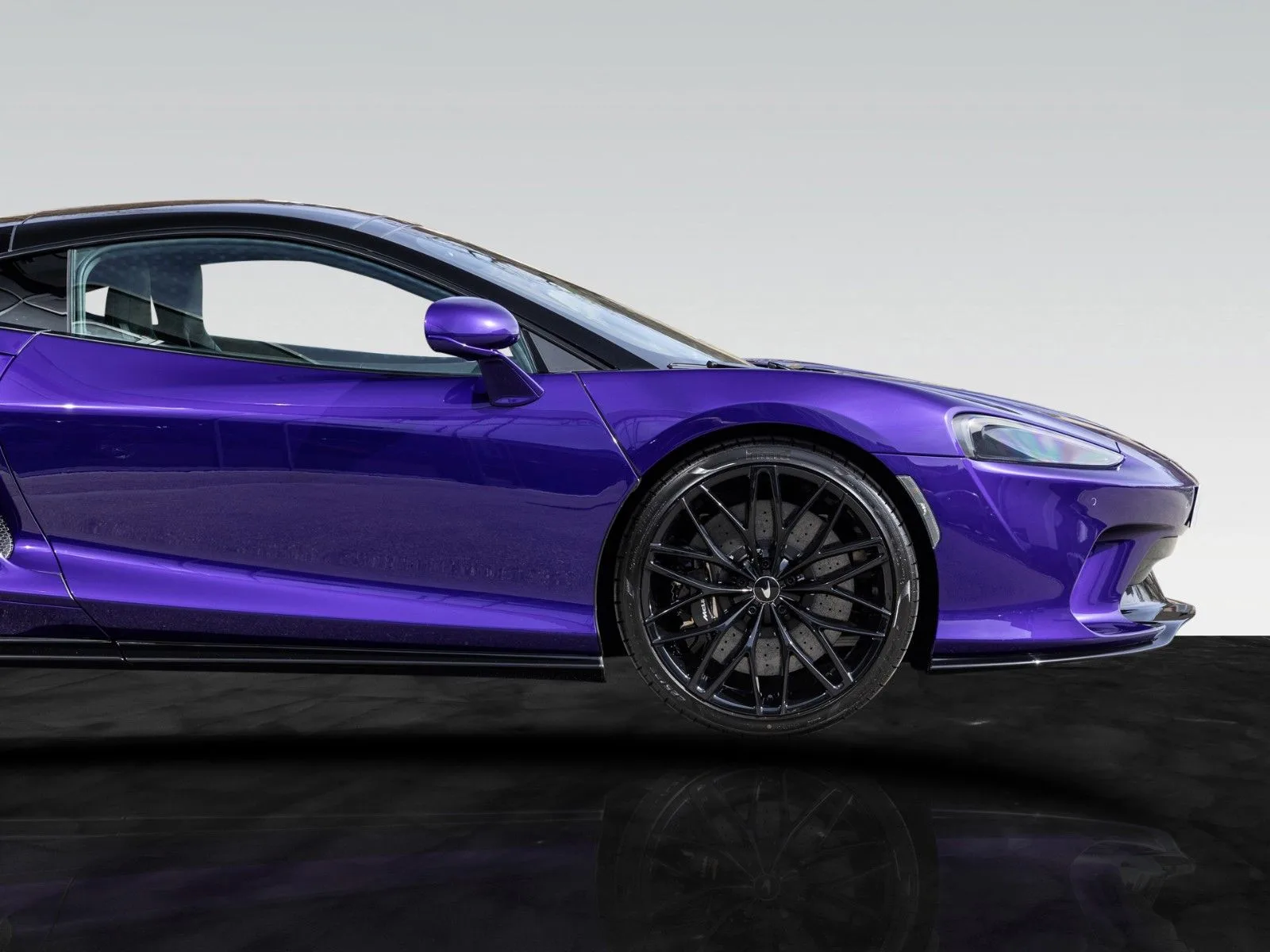 2025 McLaren GT, 10/30