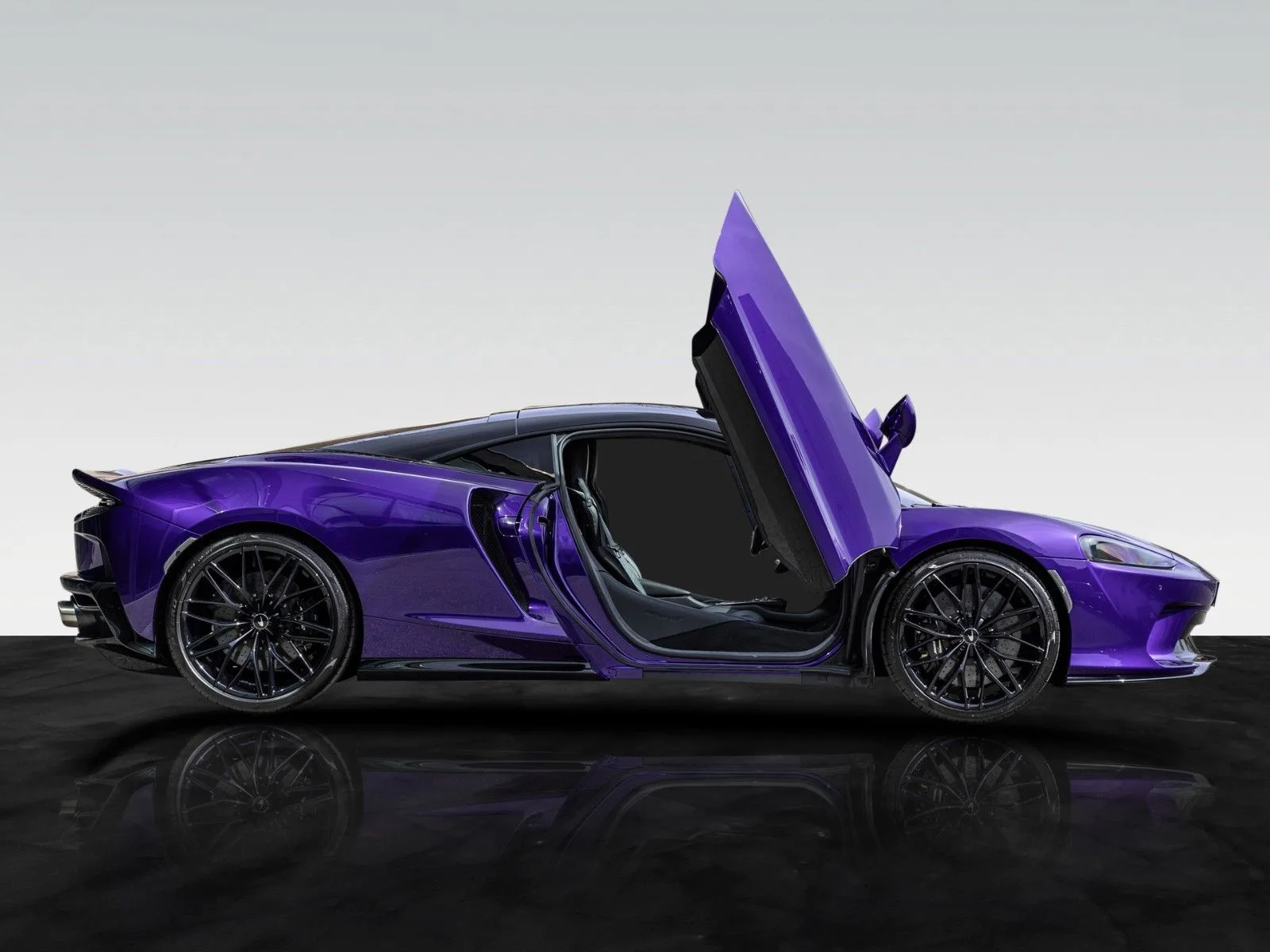 2025 McLaren GT, 14/30
