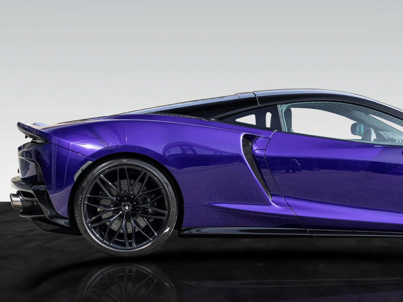2025 McLaren GT, 16/30