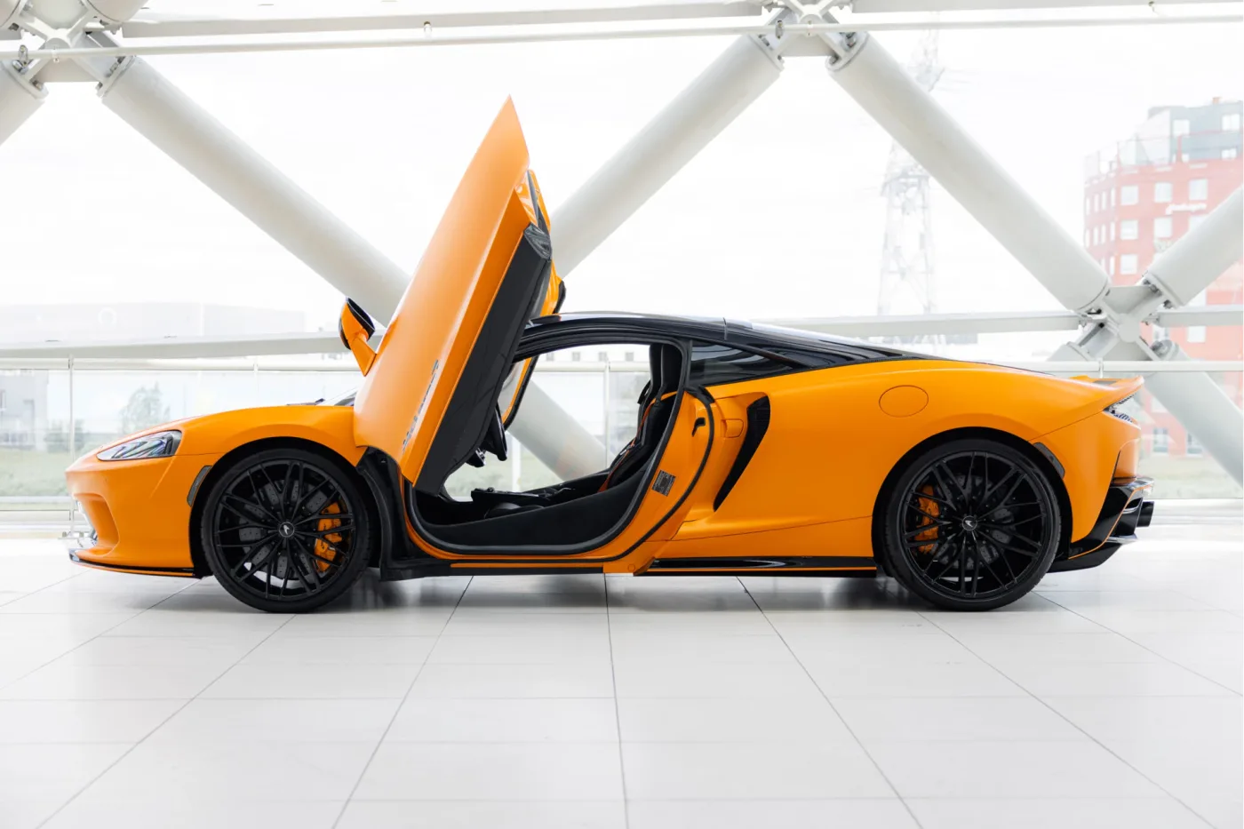 2025 McLaren GT proposée par un concessionnaire agréé McLaren et Morgan à Utrecht, Pays-Bas, photo 14 sur 25