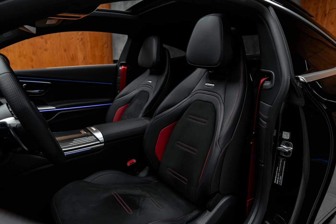 2025 Mercedes-AMG CLE 53 proposée par un concessionnaire spécialisé à Bratislava, Slovaquie, photo 6 sur 15