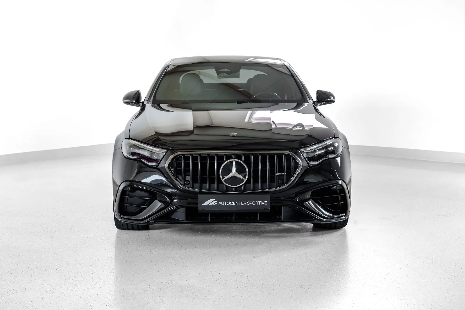 2025 Mercedes-AMG E 53 Hybrid 4MATIC+, 3/30
