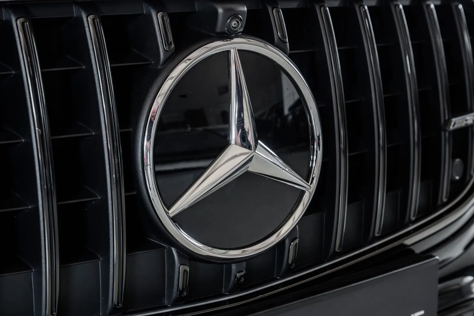 2025 Mercedes-AMG E 53 Hybrid 4MATIC+, 10/30