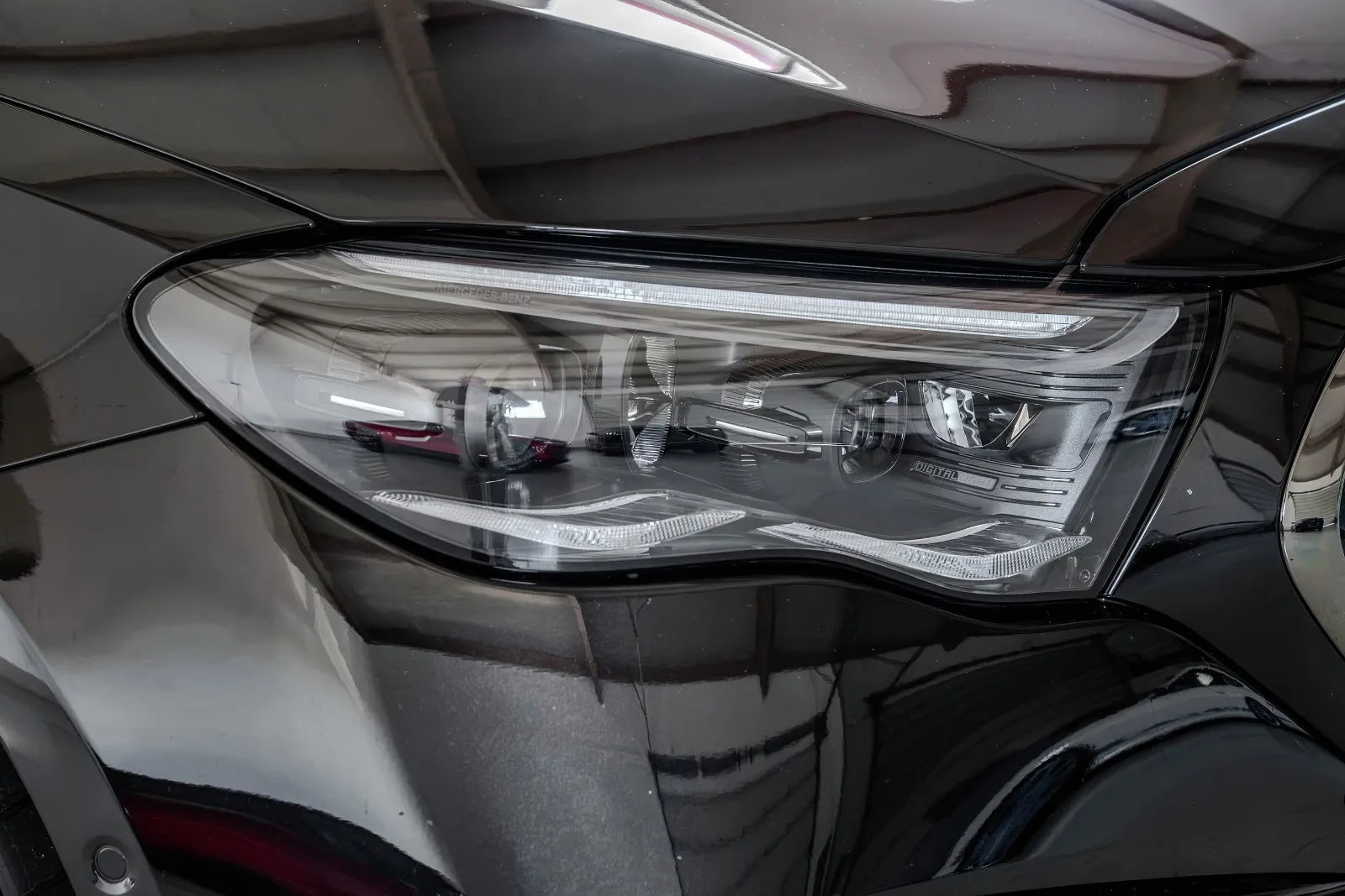 2025 Mercedes-AMG E 53 Hybrid 4MATIC+, 11/30