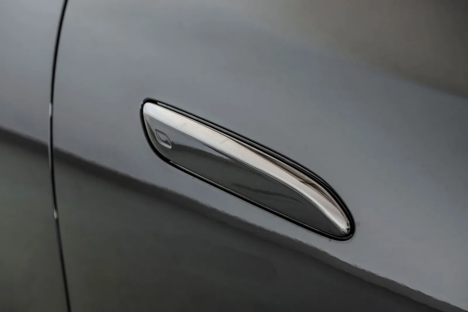 2025 Mercedes-AMG E 53 Hybrid 4MATIC+, 13/30