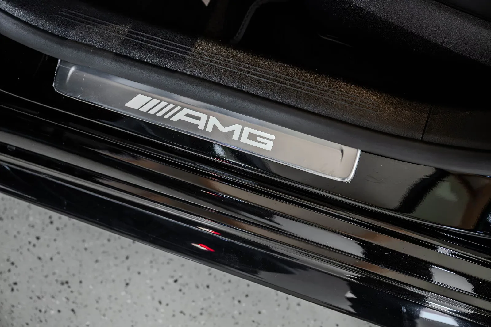 2025 Mercedes-AMG E 53 Hybrid 4MATIC+, 28/30