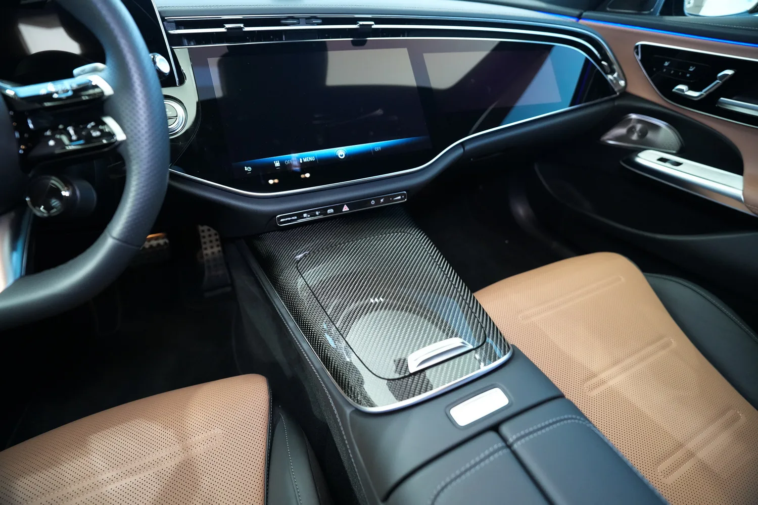 2025 Mercedes-AMG E 53 Hybrid 4MATIC+, 7/17