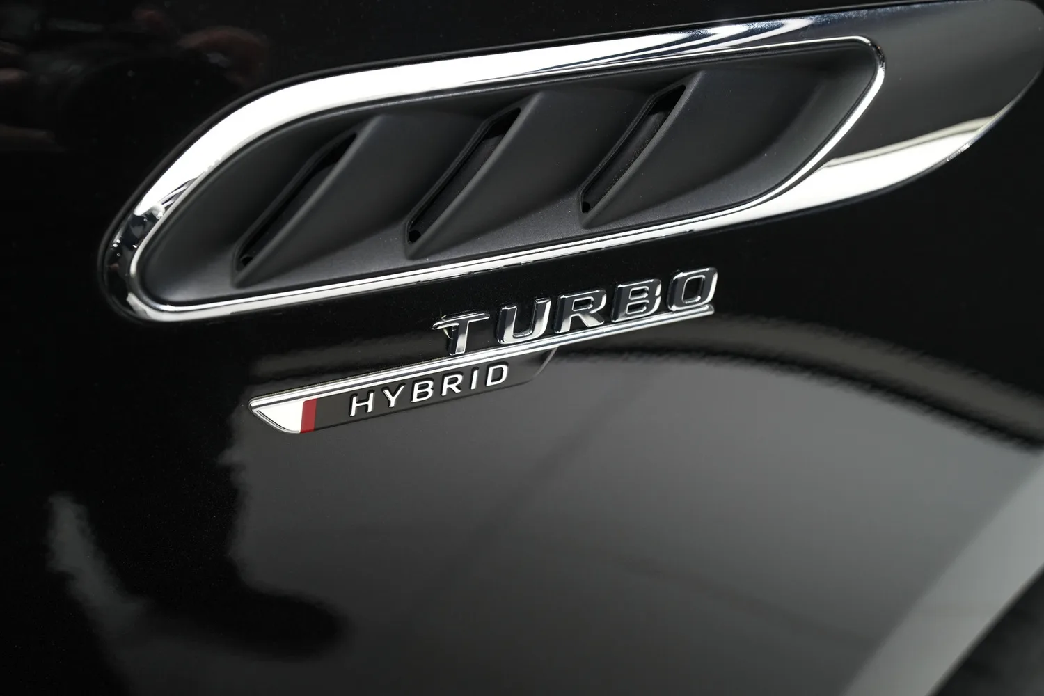 2025 Mercedes-AMG E 53 Hybrid 4MATIC+, 12/17