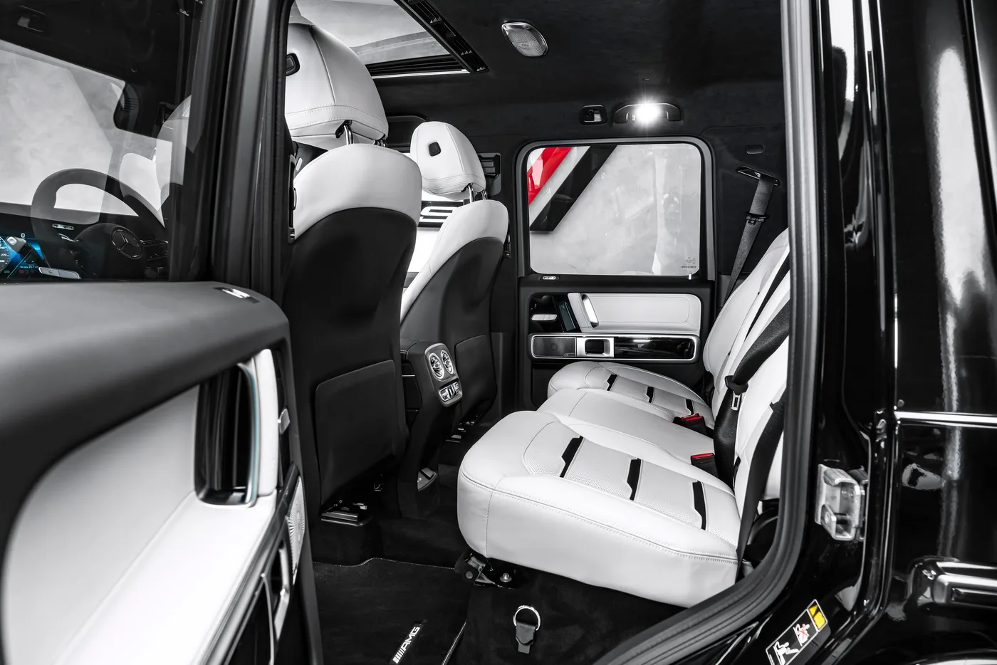 2025 Mercedes-AMG G 63 offered by a specialist dealer in Ostrava, Czechia, photo 15 of 15