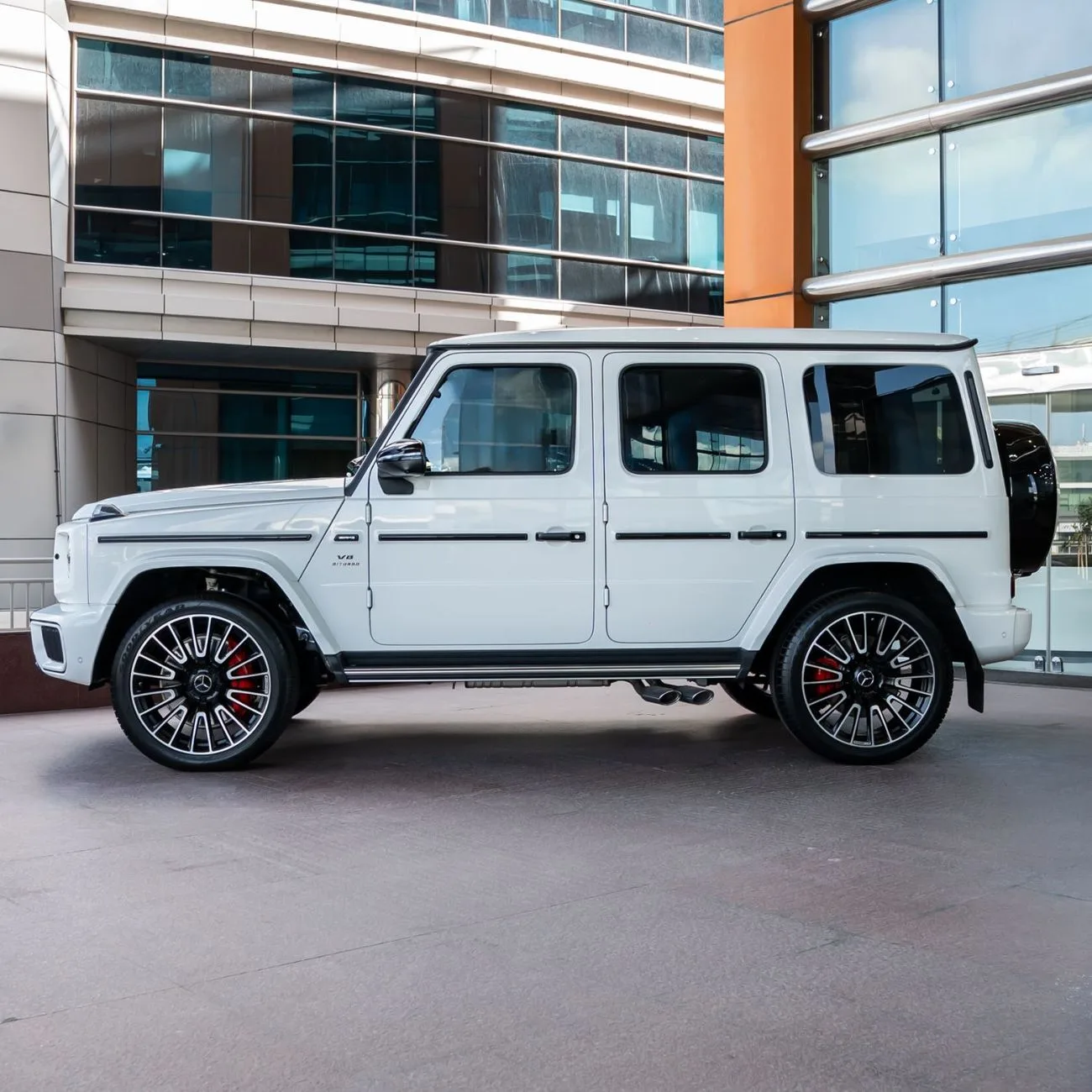2025 Mercedes-AMG G 63 offered by a specialist dealer in Dubai, United Arab Emirates, photo 4 of 17