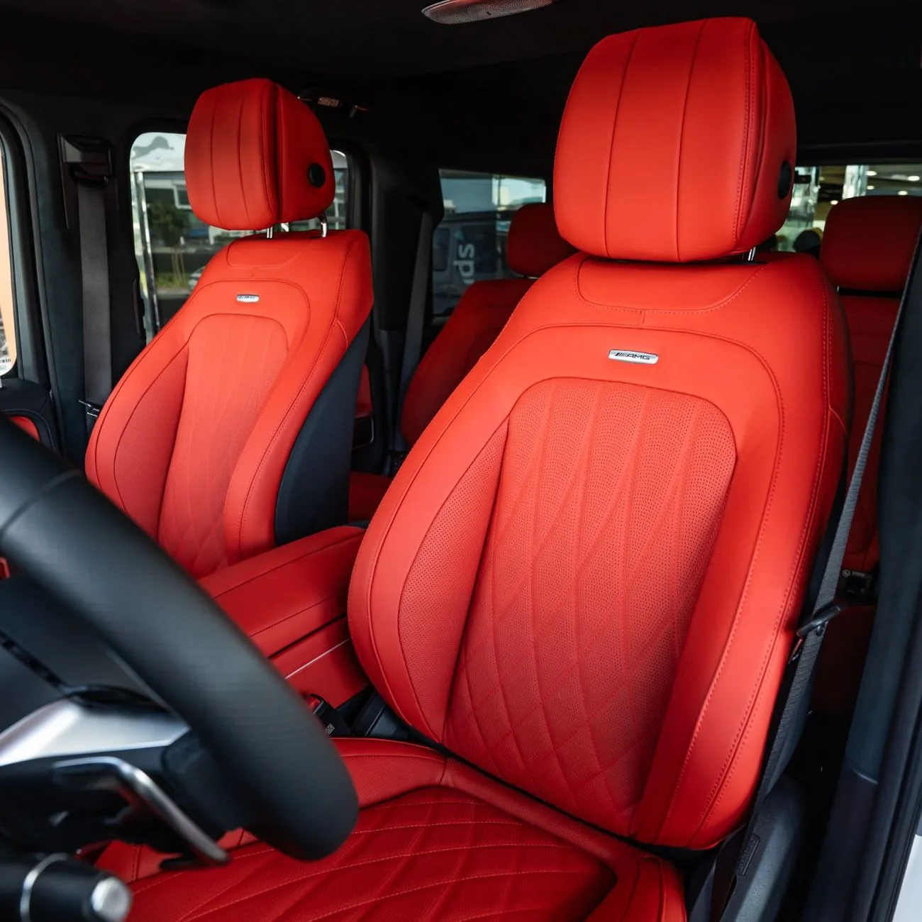 2025 Mercedes-AMG G 63 offered by a specialist dealer in Dubai, United Arab Emirates, photo 8 of 17