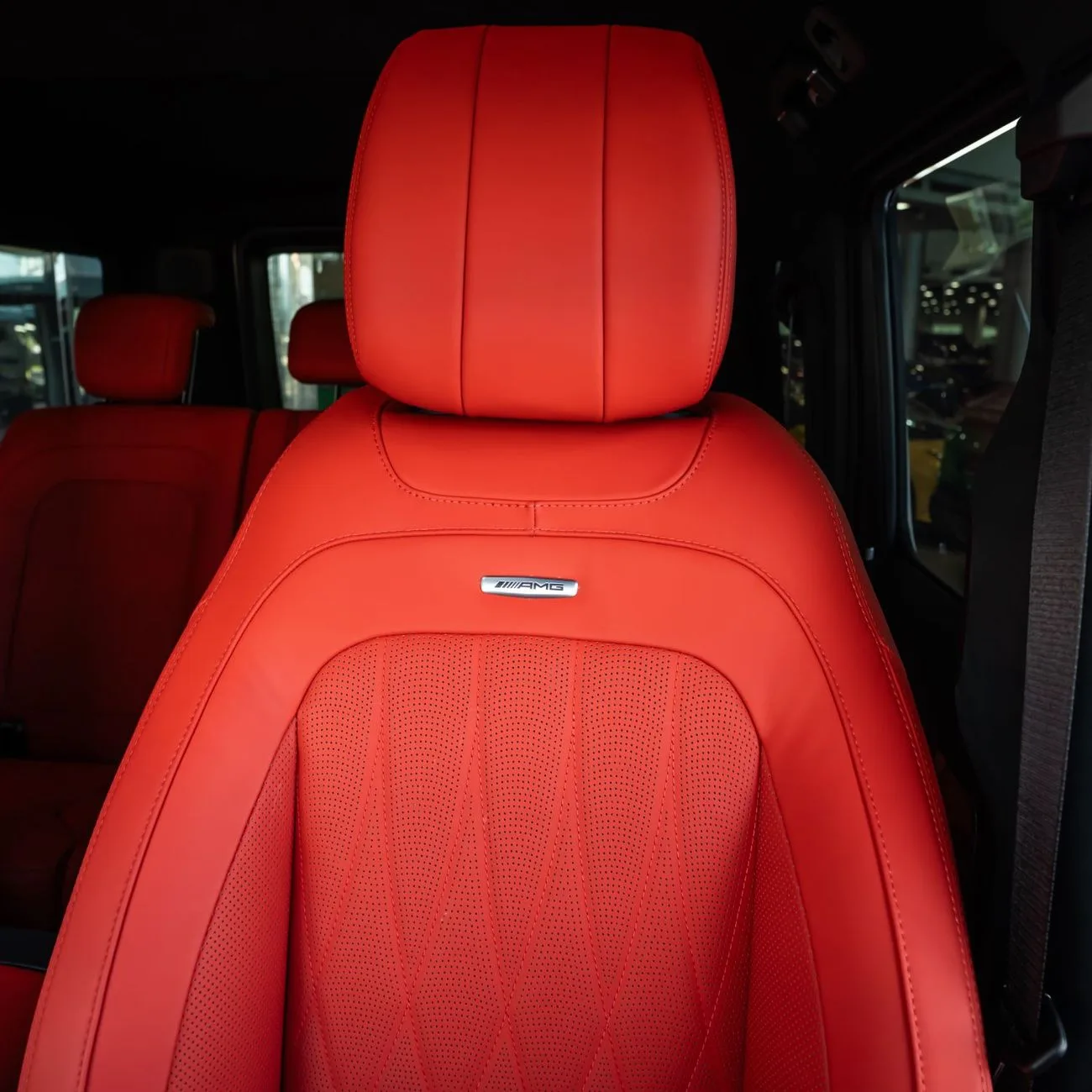 2025 Mercedes-AMG G 63 offered by a specialist dealer in Dubai, United Arab Emirates, photo 10 of 17