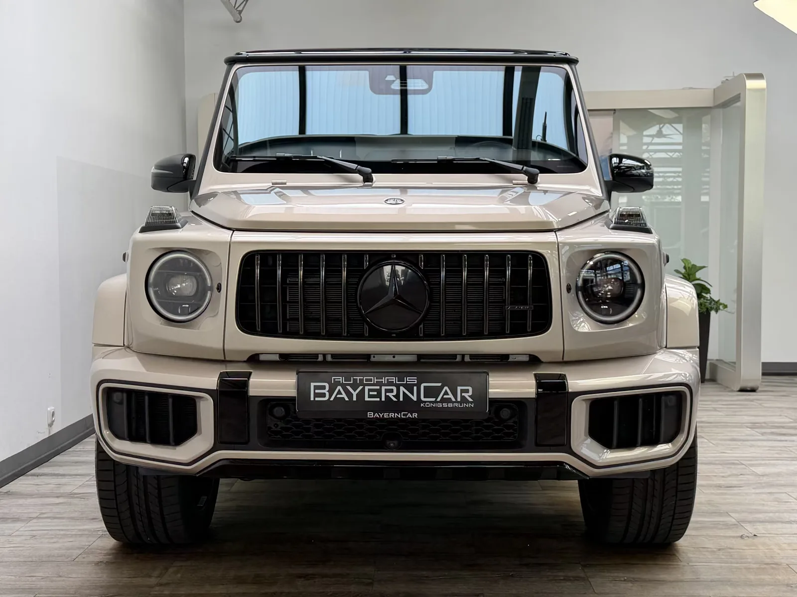 2025 Mercedes-AMG G 63, 2/30