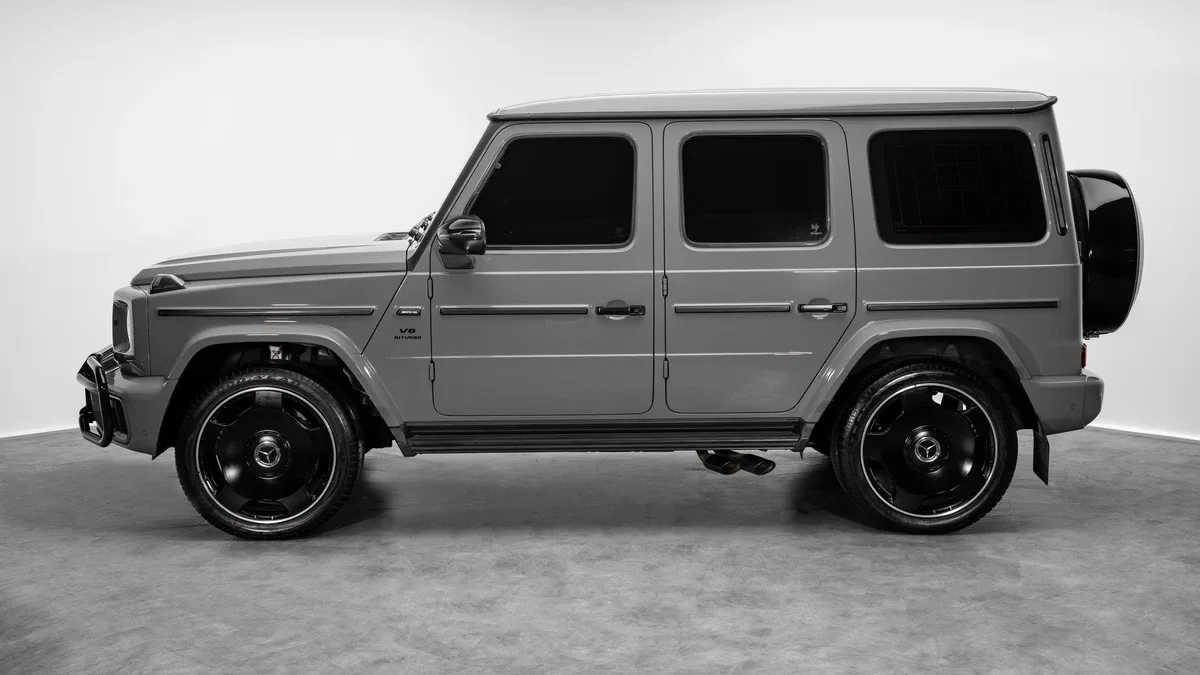 2025 Mercedes-AMG G 63 offered by a specialist dealer in Dubai, United Arab Emirates, photo 23 of 25