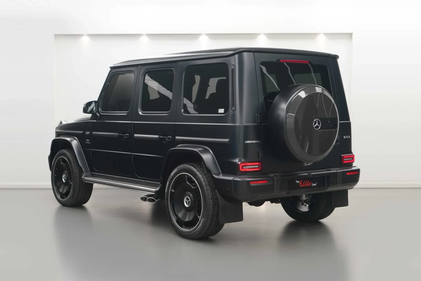 2025 Mercedes-AMG G 63 offered by a specialist dealer in Dubai, United Arab Emirates, photo 5 of 10