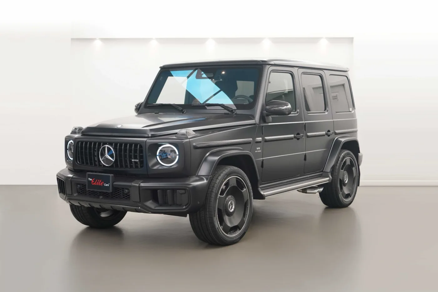 2025 Mercedes-AMG G 63 offered by a specialist dealer in Dubai, United Arab Emirates, photo 8 of 10